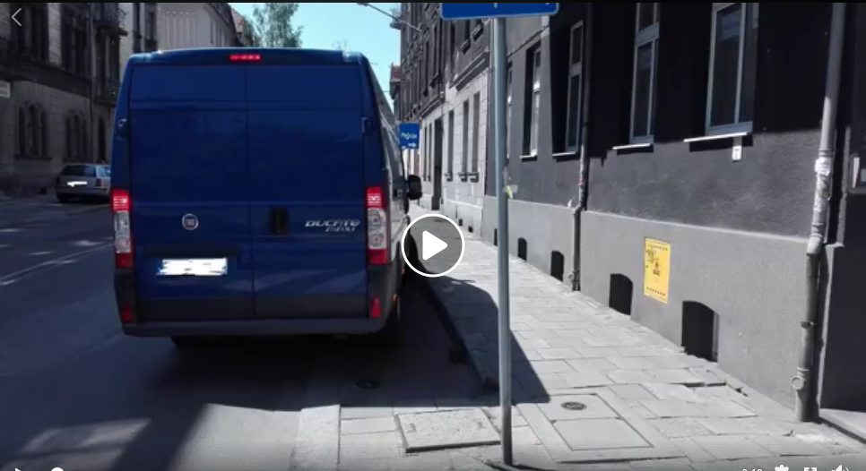 Jak radzić sobie z samochodami wjeżdżającymi na chodniki, czy trawę? (video)