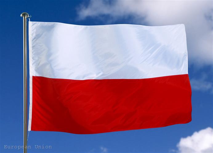 7 lutego 1831 roku, sejm Królestwa Polskiego przyjął uchwałę o fladze Polski