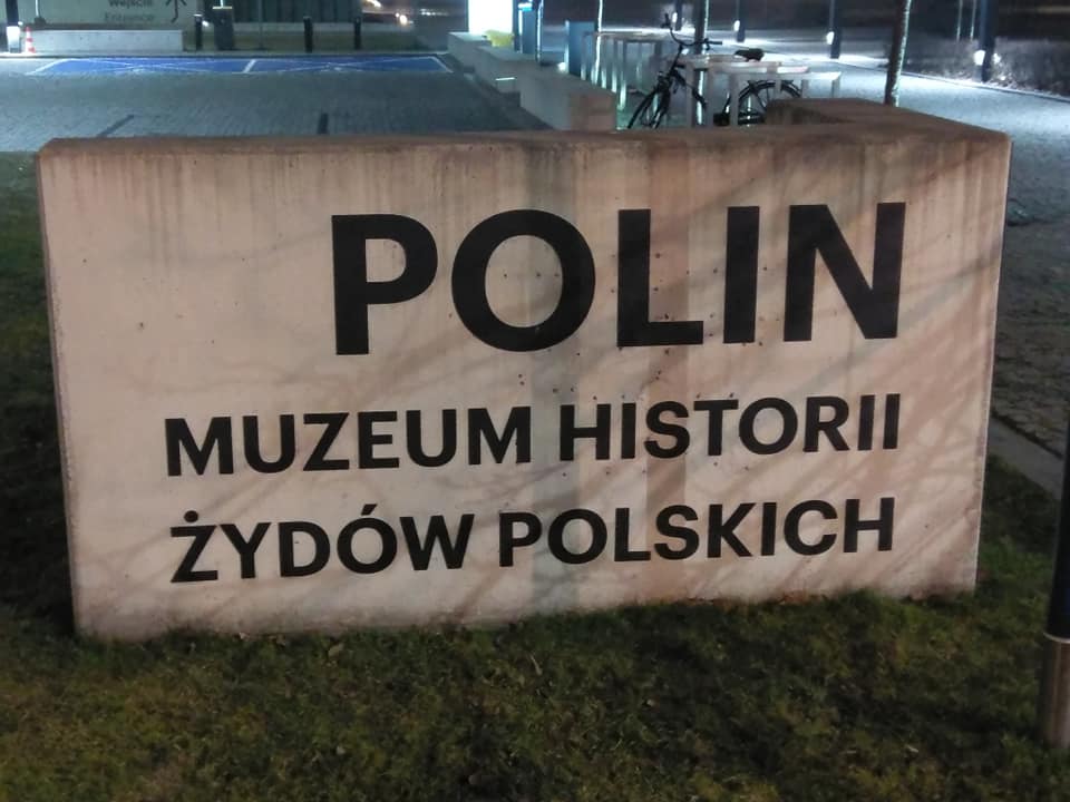 Muzeum Polin oskarża Polaków o mord w Jedwabnem – będzie zawiadomienie do Prokuratury