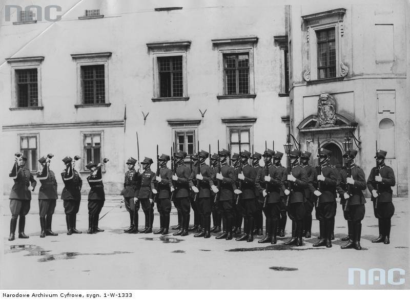 20 lipca 1926 r. – Marszałek Polski Józef Piłsudski utworzył Kompanię Zamkową, pierwszy etatowy pododdział reprezentacyjny Wojska Polskiego