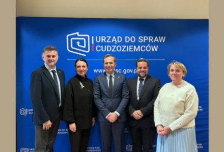 Pakt migracyjny będzie wprowadzany. Oto niepodważalny dowód!