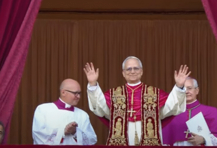 Leon XIV odciął się od nauki Franciszka i powrócił do Jana Pawła II