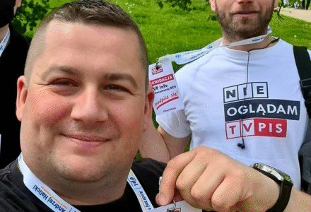 HIT! W. Paprocka wrzuciła na minę swoich, którzy „wydoili” warszawski ratusz na 200 tysięcy złotych